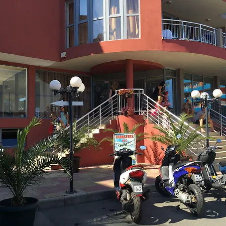 Tia Maria - Premium Hotel