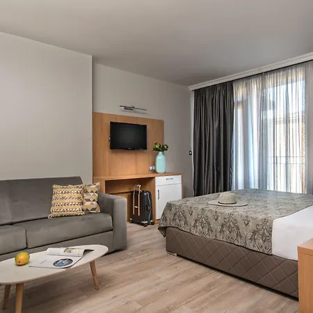 Tia Maria - Premium 3* Slantchev Briag