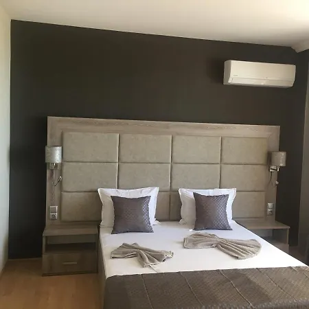Tia Maria - Premium Hotel